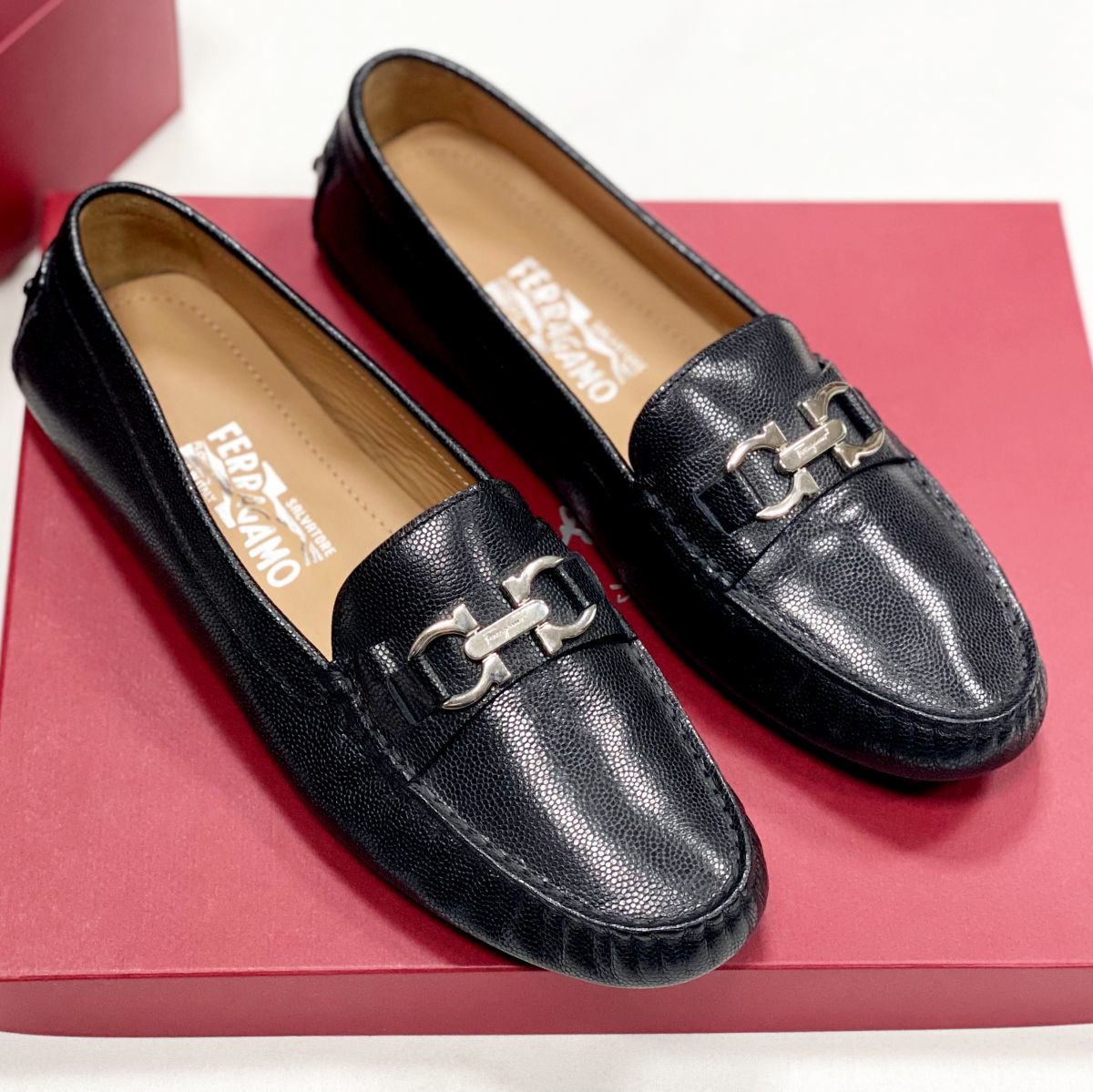 Мокасины Salvatore Ferragamo размер 39 цена 10 770 руб 