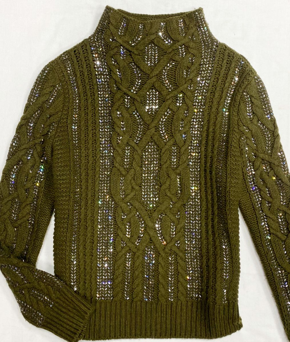 Свитер/камни/ Ermanno Scervino размер 44 цена 23 483 руб
Ботильоны Chanel размер 37.5 цена 15 655 руб