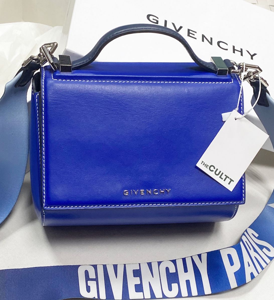 Сумочка Givenchy размер 18/15 цена 39 138 руб