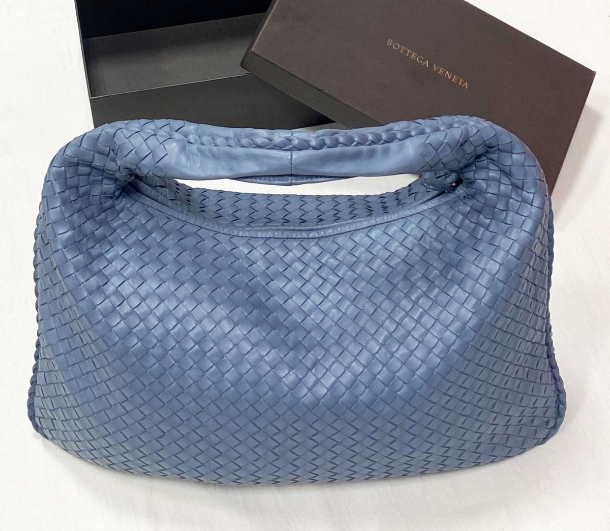 Сумка Bottega Veneta размер 40/25 цена 78 275 руб