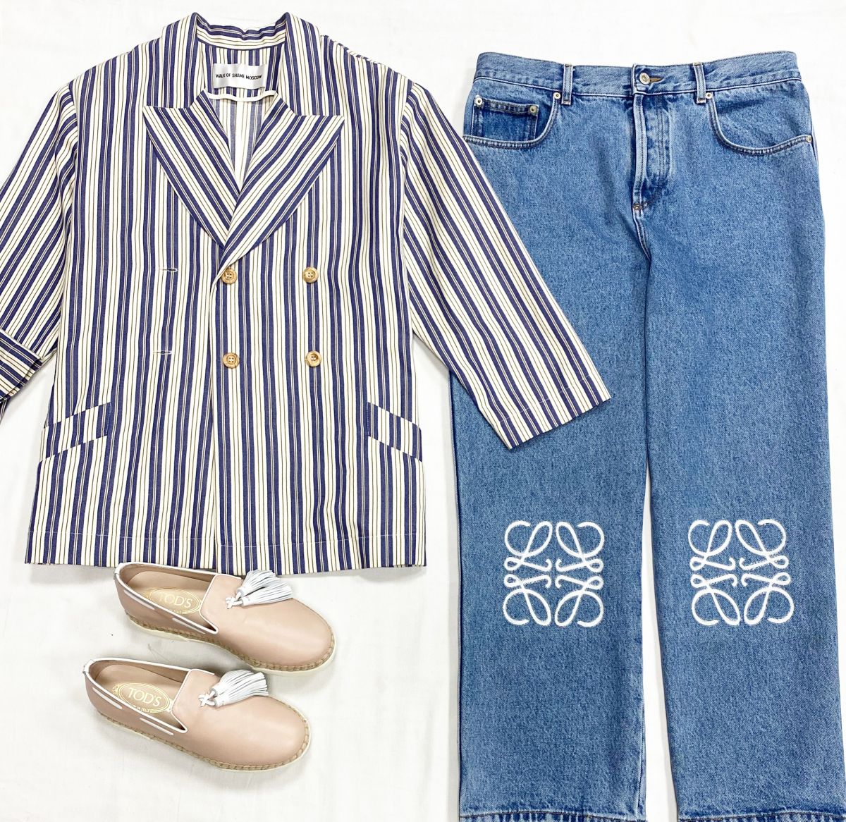 Джинсы Loewe размер 46 цена 15 655 рубЖакет Walk Of Shame размер 42 цена 15 655 рубЛоферы Tod’s размер 37.5 цена 15 655 руб