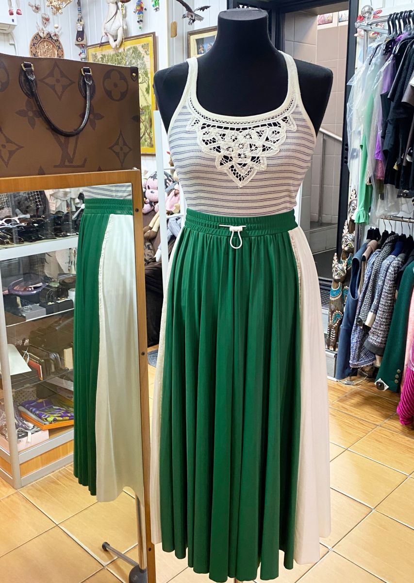 Юбка Valentino размер XS цена 9 393 рубТоп Ralph Lauren размер XS цена 4 697 руб