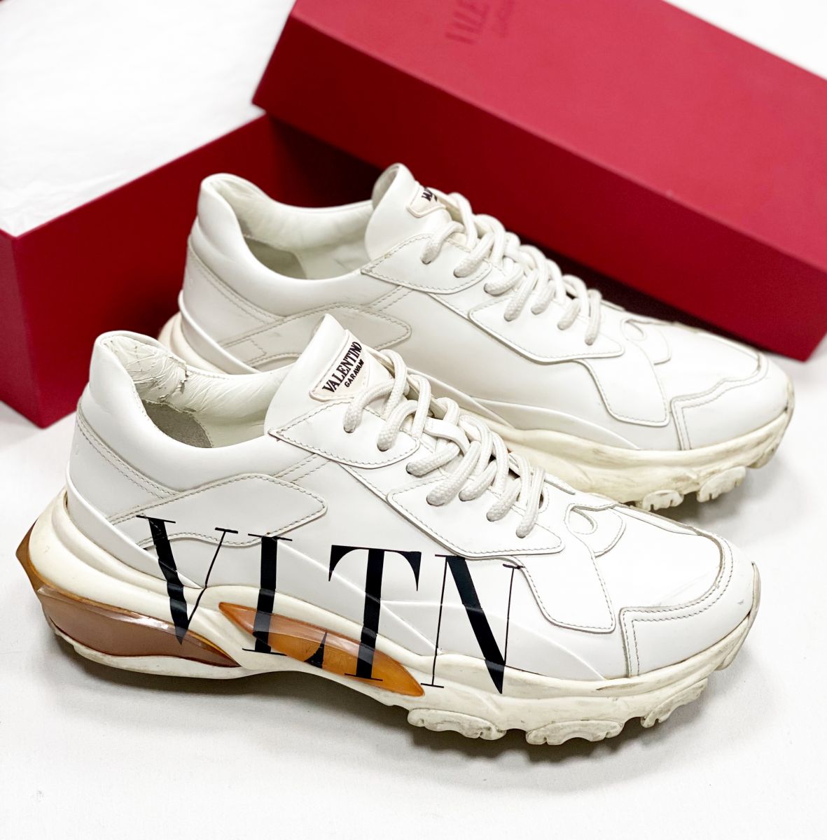 Кроссовки Valentino размер 
41.5 цена 12 513 руб