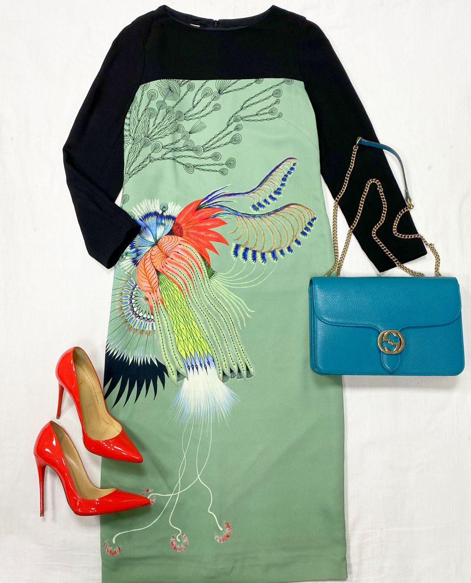 Платье Dries Van Noten размер 36 цена 15 655 руб 
Туфли Louboutin размер 37.5 цена 15 655 руб 
Сумка Gucci