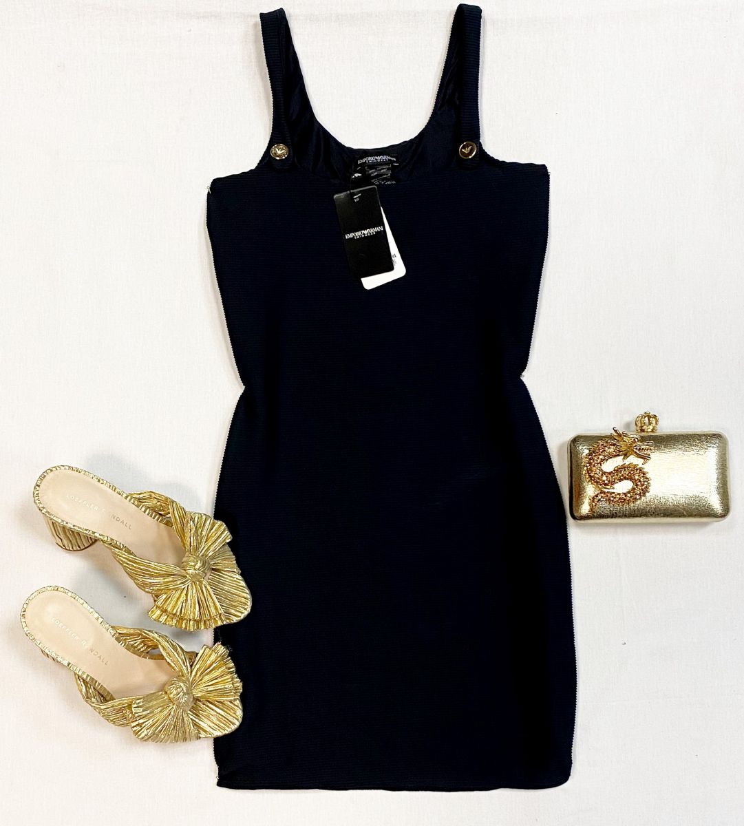 Платье Armani размер XS цена 4 616 руб/с биркой/ 
Сабо Lorena Randall размер 37 цена 15 385 руб
