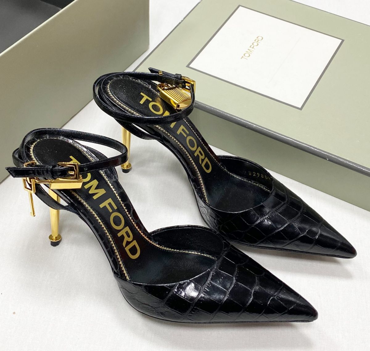 Босоножки Tom Ford размер 37 цена 31 310 руб