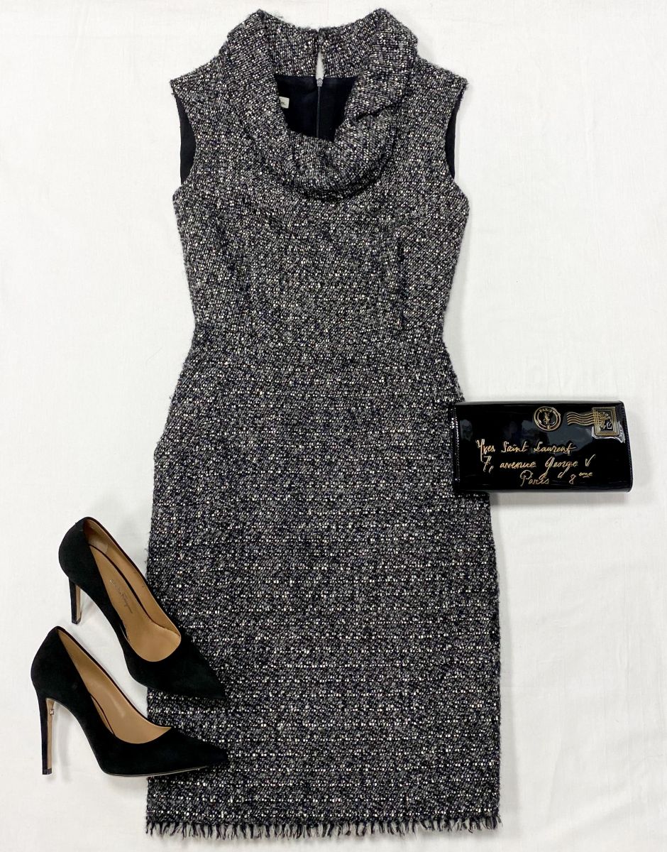 Платье / твид / Oscar De La Renta размер 10 цена 15 655 руб 
Туфли Salvatore Ferragamo размер 37 цена 15 655 руб 
Клатч YSL