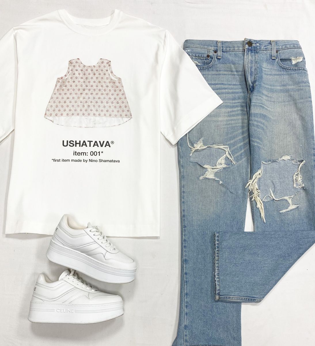 Футболка Ushatava размер L цена 9 393 руб
Джинсы размер 36 цена 3 131 руб
Кроссовки Celine размер 38 цена 46 965 руб