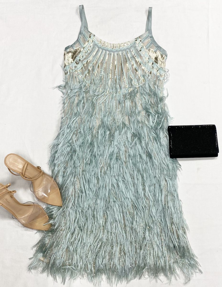 Платье/ люрекс/ Alberta Ferretti размер 40 цена 7 828 руб
Босоножки Gianvito Rossi размер 37.5 цена 15 655 руб
Клатч 