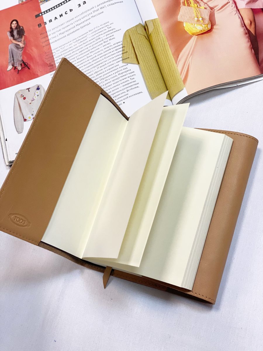 Записная книжка Tods цена 3 846 руб 