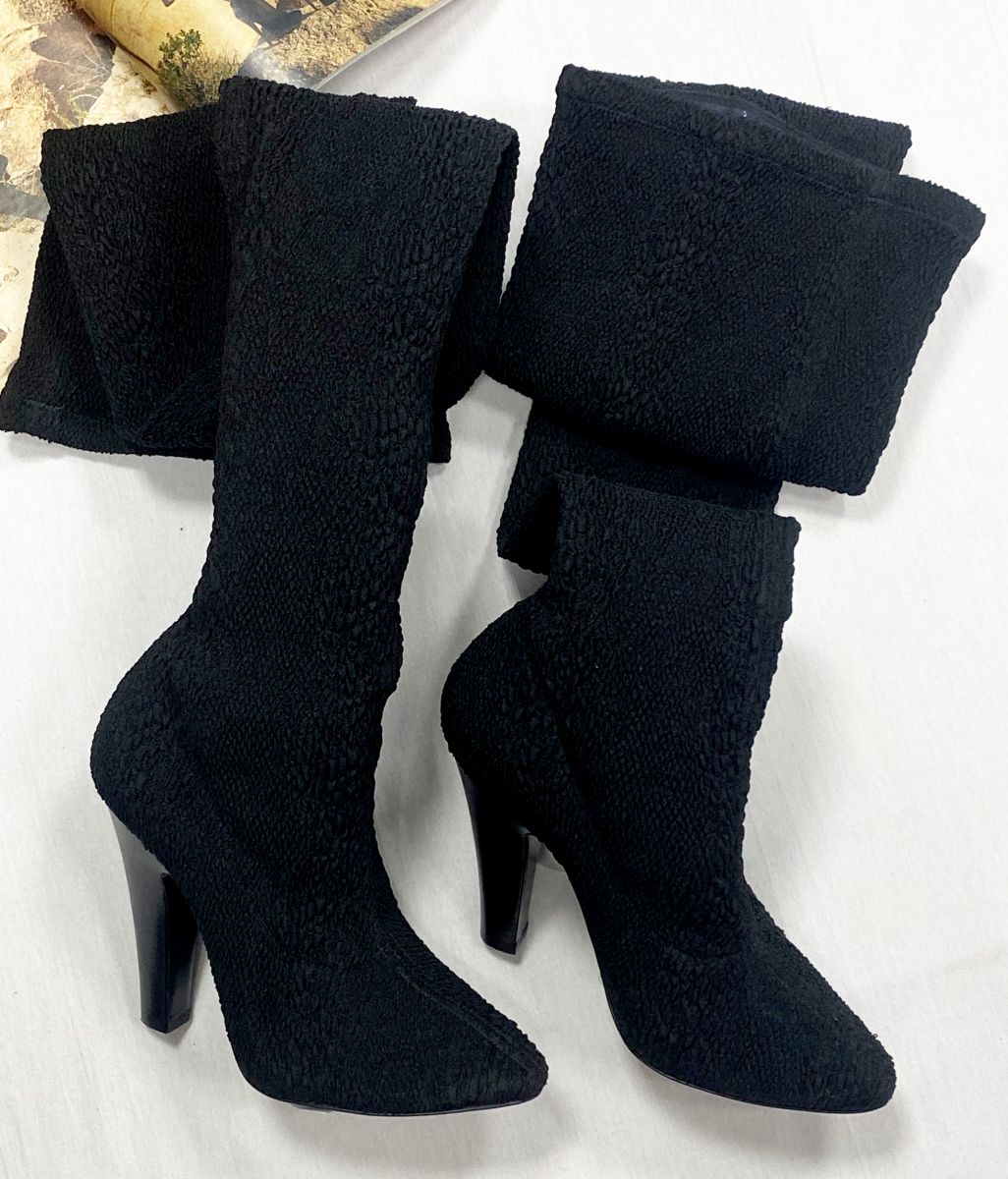 Сапоги Saint Laurent размер 39 цена 31 310 руб