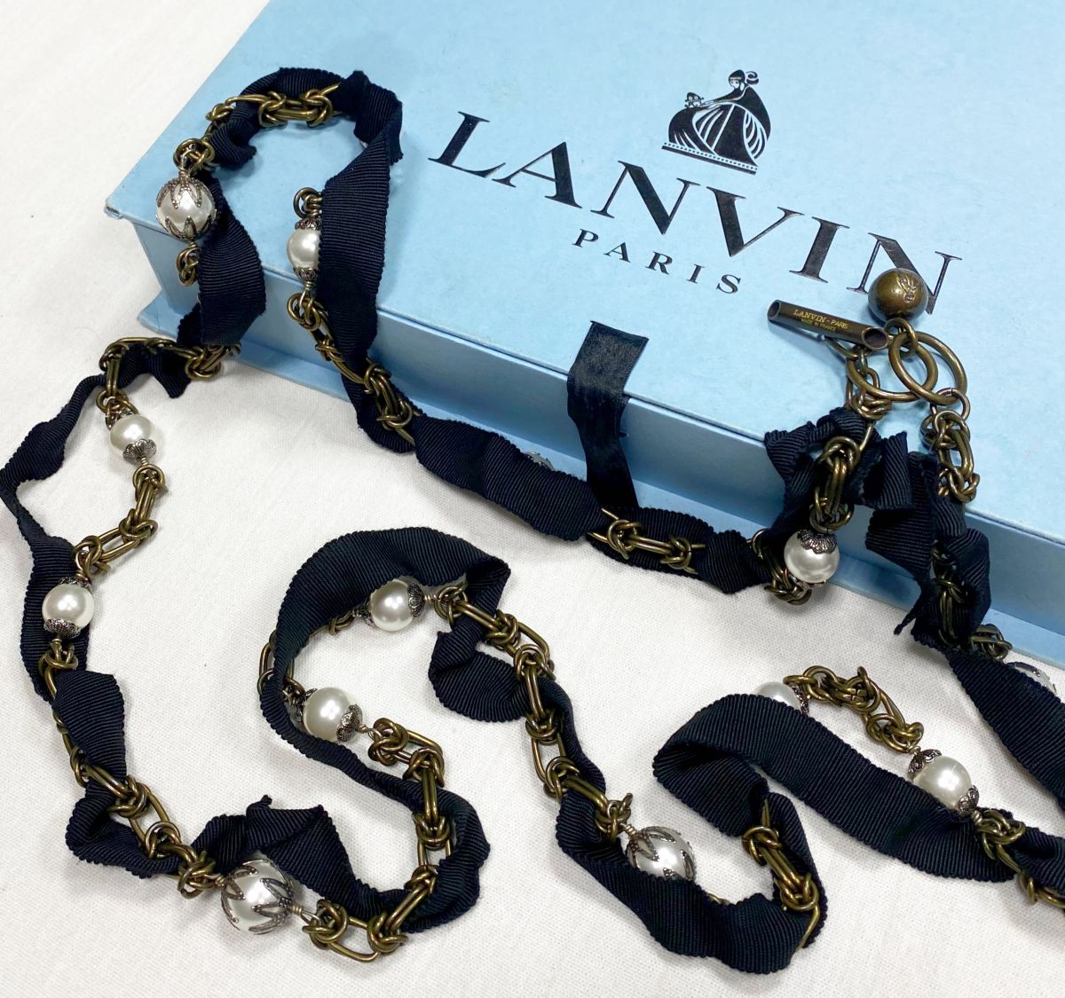 Колье Lanvin цена 15 655 руб