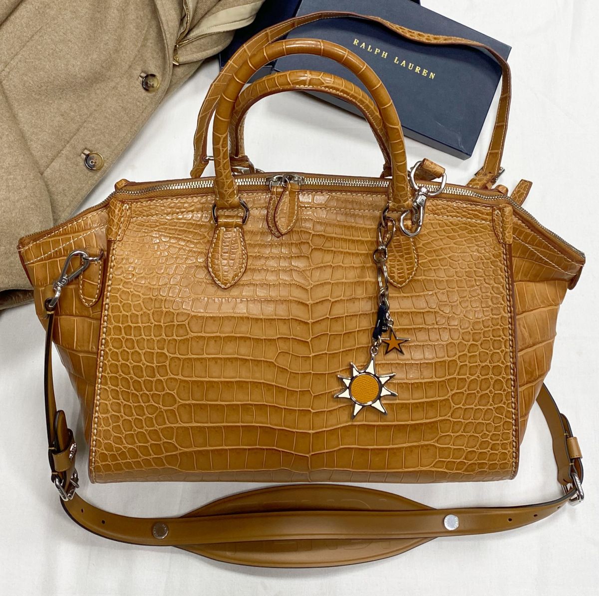 Сумка / крокодил / Ralph Lauren + ремень Fendi + брелок Tod’s размер 35/25 цена 313 100 руб