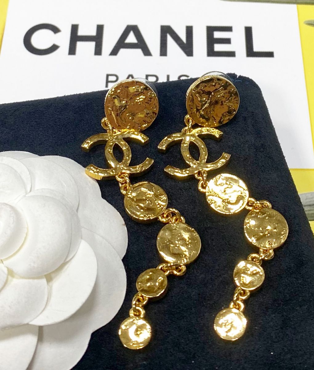 Серьги Chanel цена 93 930 руб