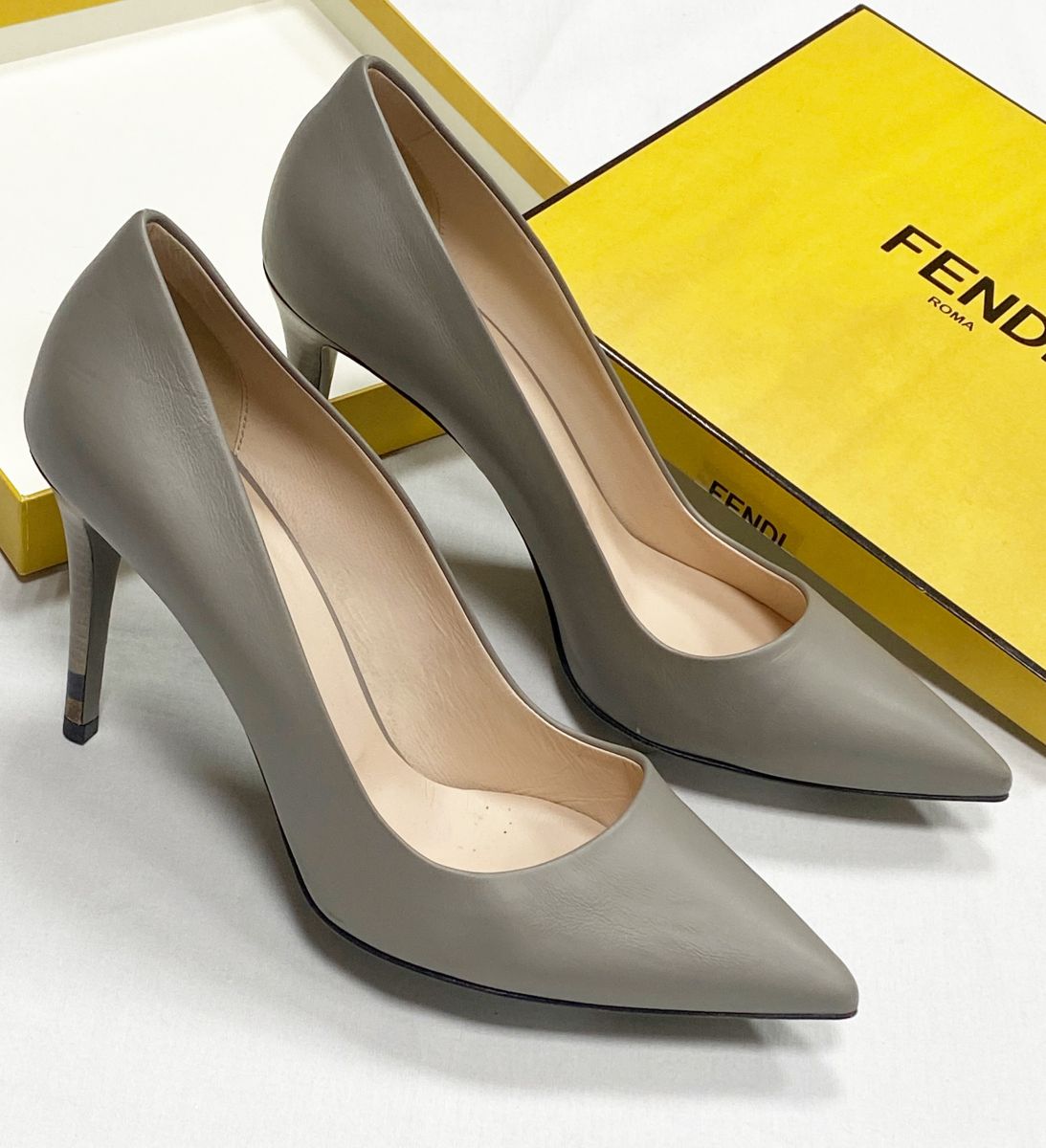 Туфли Fendi размер 40 цена 23 483 руб