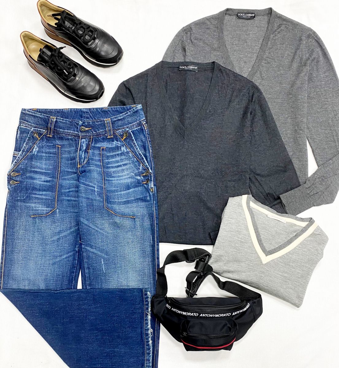 #mechtamen Кофты Dolce Gabbana / Zegna размер 46/48 цена от 6 154 руб до 7 693 руб
Джинсы Ermanno Scervino размер 42 цена 4 616 руб
Кроссовки Hermes размер 42 цена 33 847 руб 
