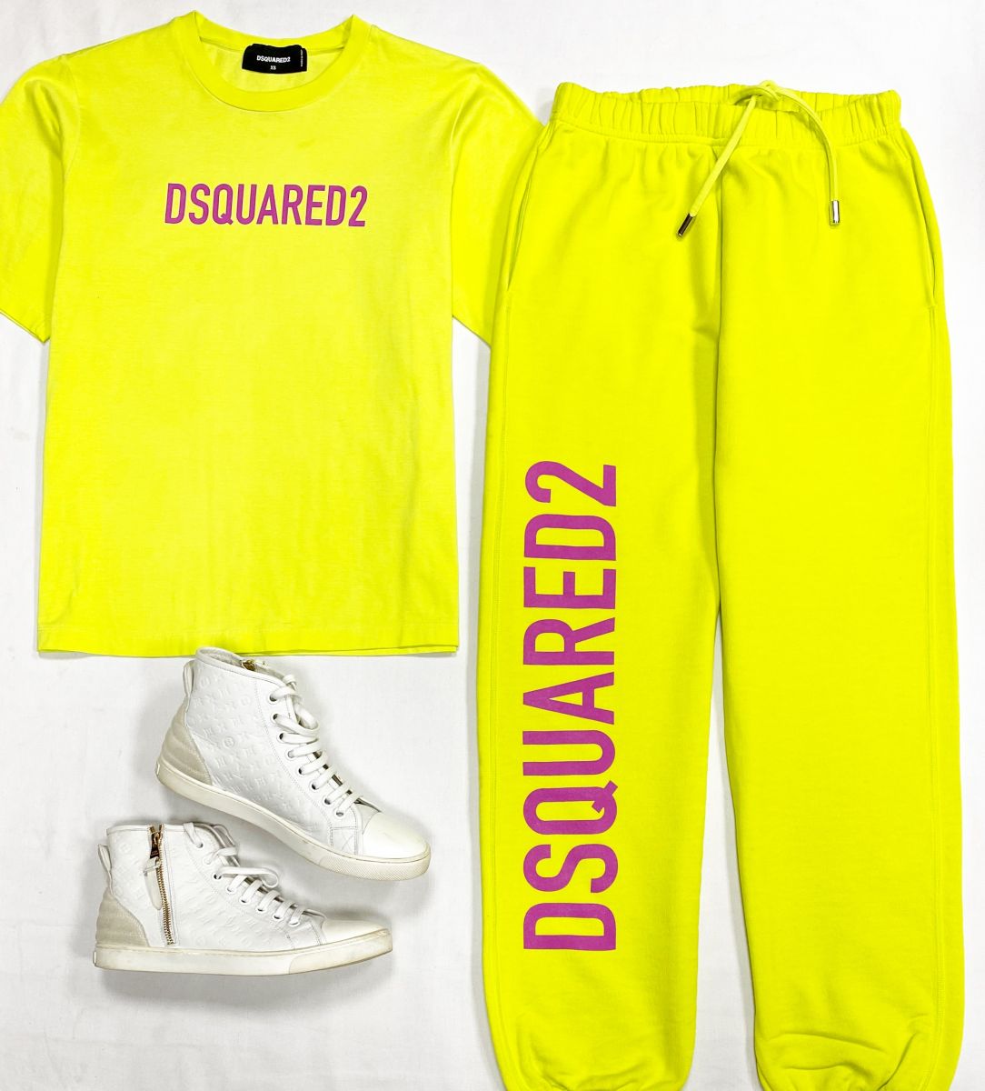 Брюки Dsquared размер XS цена 6 262 руб
Футболка Dsquared размер XS цена 4 697 руб
Кеды Louis Vuitton размер 37 цена 10 959 руб