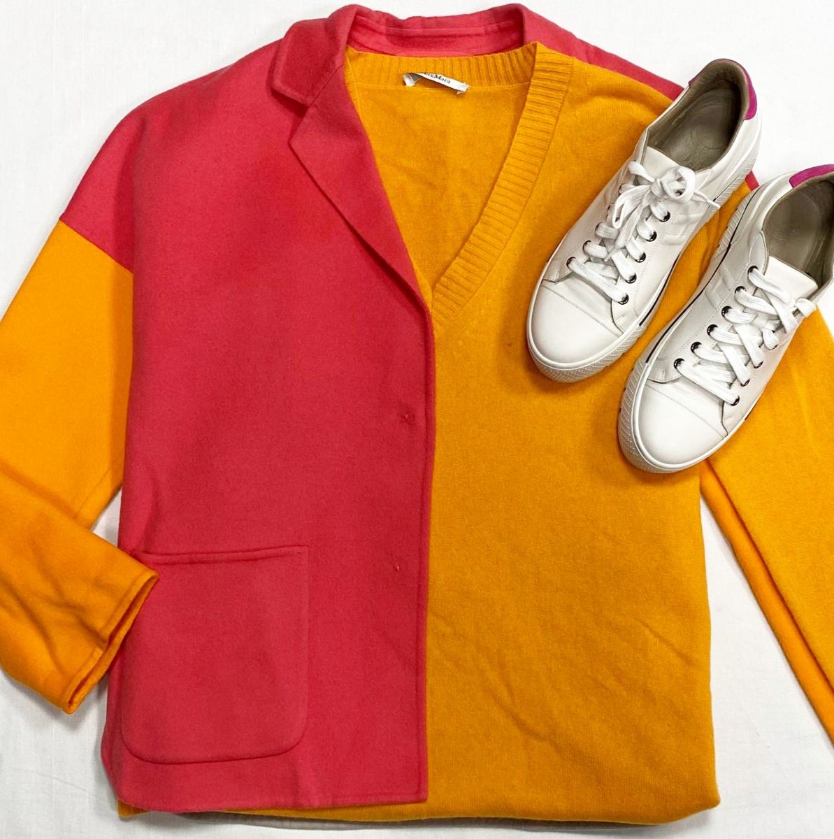 Полупальто Max Mara размер 42 цена 18 786 рубКофта Max Mara размер S цена 9 393 рубКеды Hermes размер 39.5 цена 78 275 руб