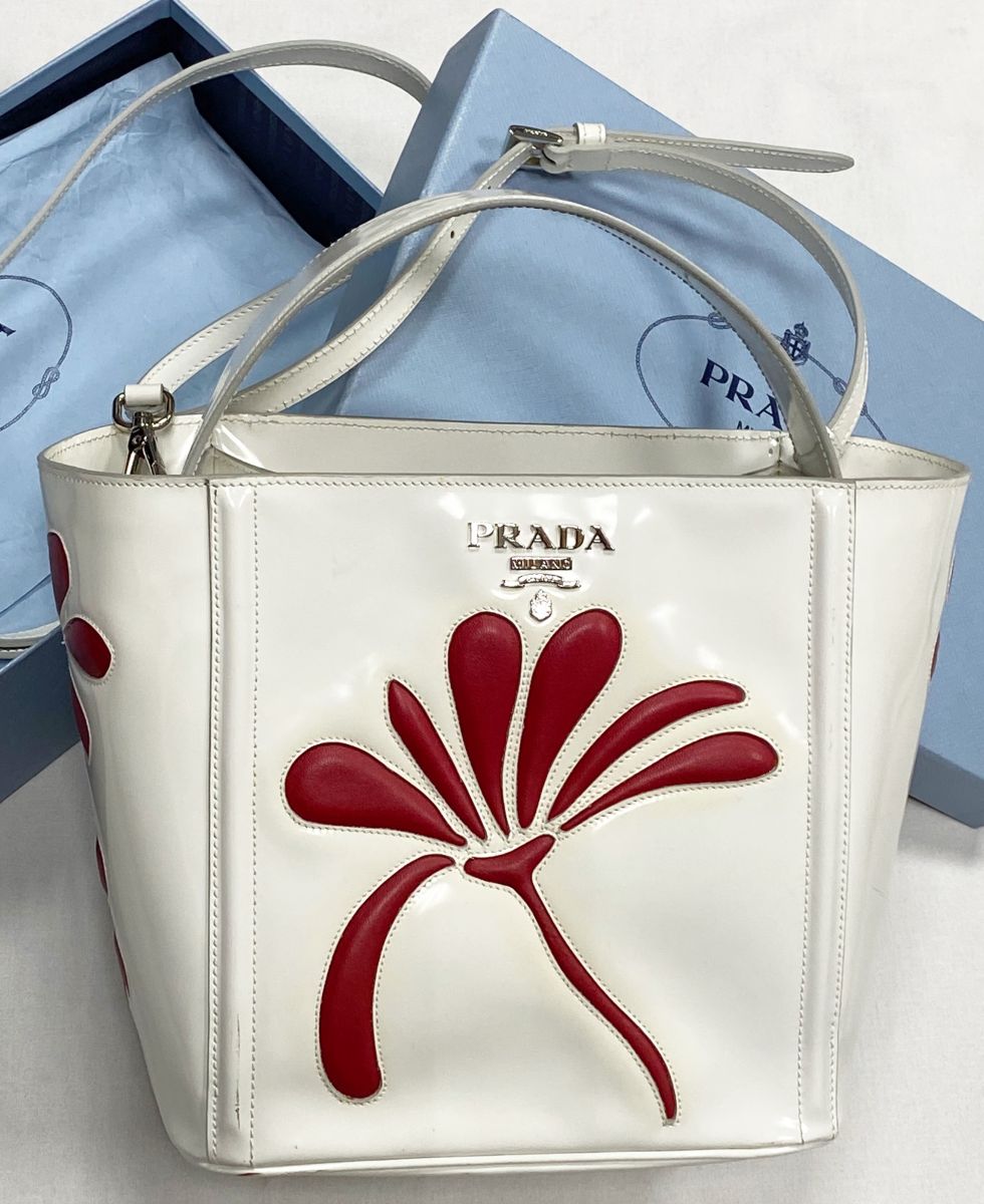 Сумка Prada размер 20/20 цена 39 138 руб