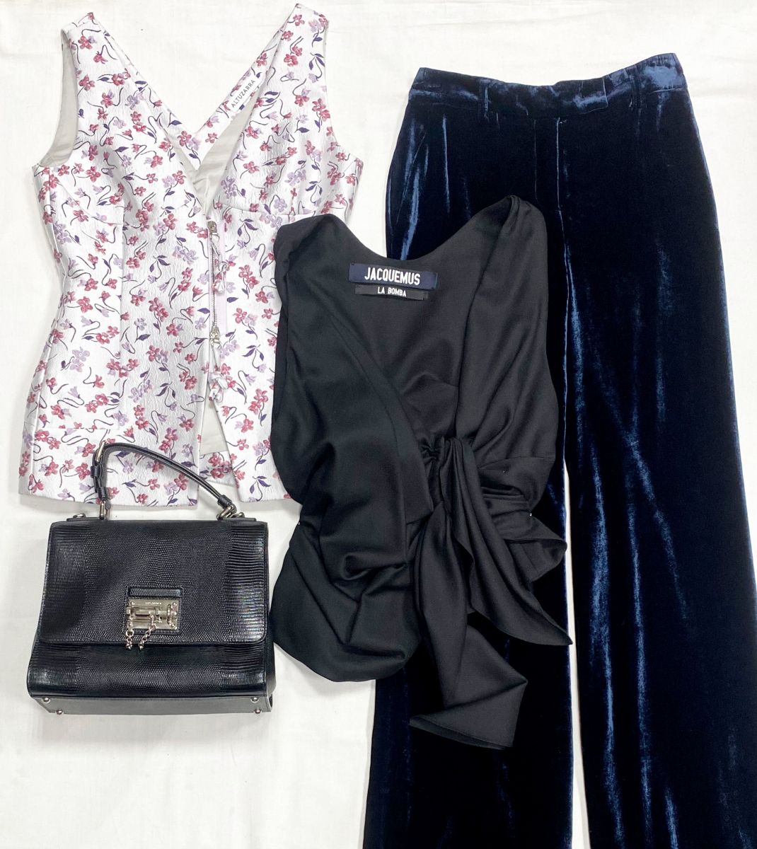 Топы Altuzarra/ Jacquemus размер 36 цена от 15 655 руб до 23 483 руб
Брюки Emilio Pucci размер 40 цена 15 655 руб
Сумка Dolce Gabbana 