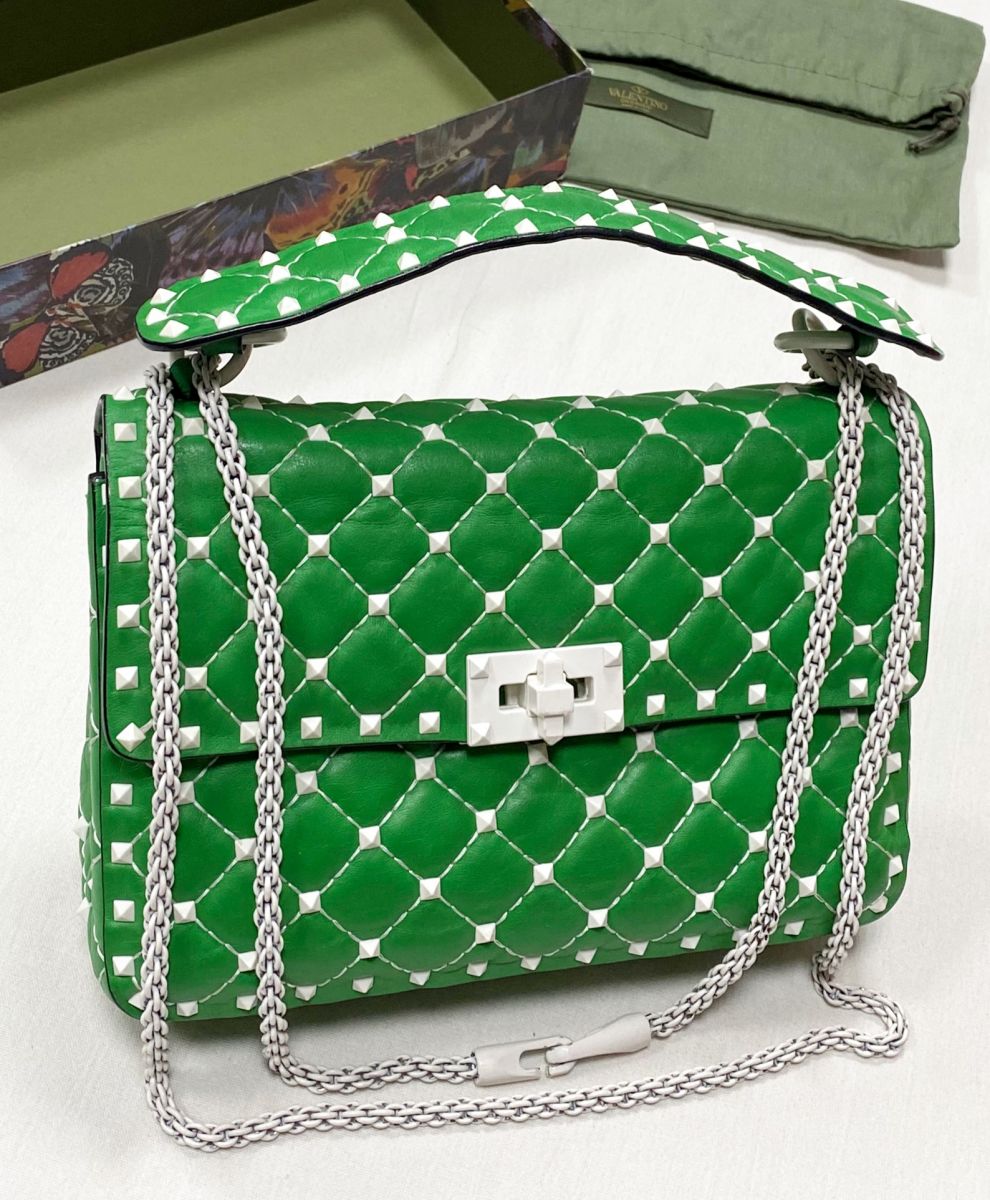 Сумка Valentino размер 20/15 цена 62 620 руб