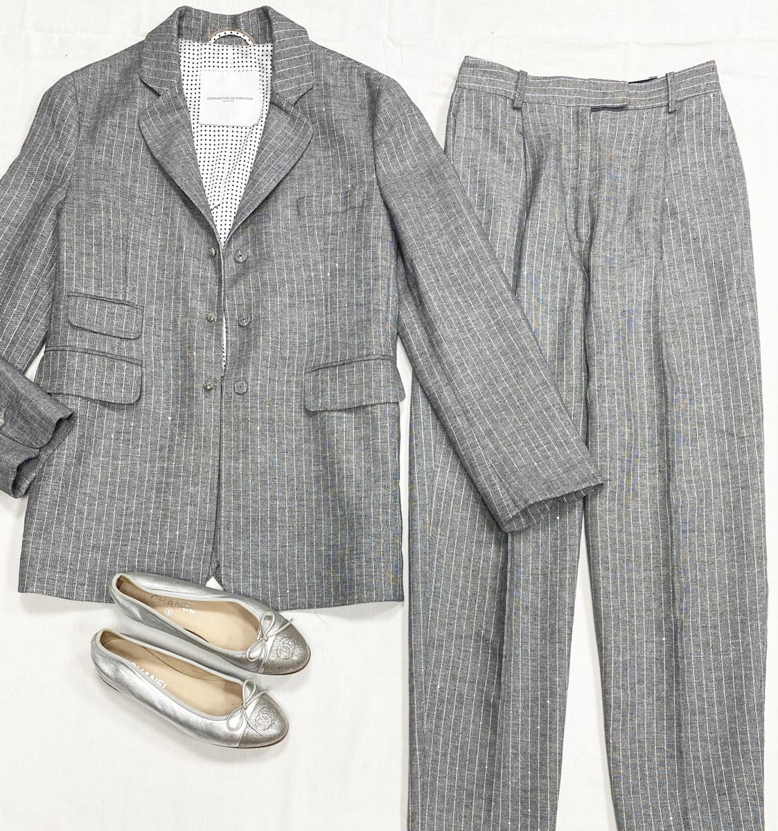 Костюм /пайетки/ Ermanno Scervino размер 40 цена 39 138 руб
Балетки Chanel размер 37 цена 31 310 руб