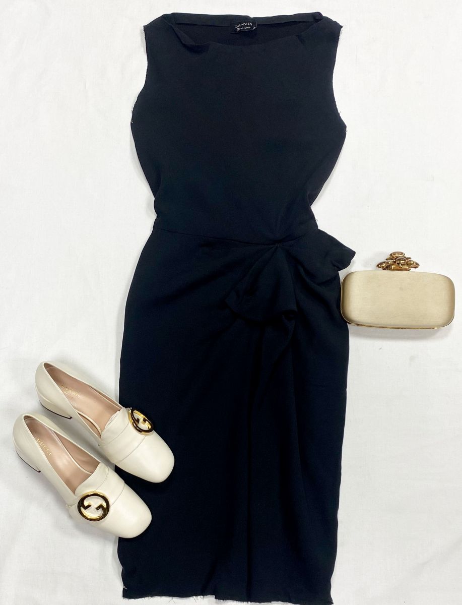 Платье Lanvin размер 36 цена 6 262 руб
Туфли Gucci размер 38.5 цена 31 310 руб
Клатч Oscar De Larenta 