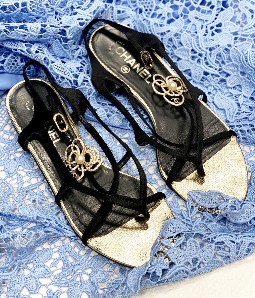 Босоножки Chanel размер 38.5 цена 23 483 руб
