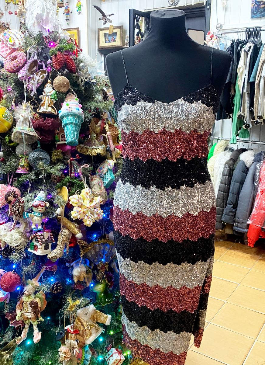 Платье/ пайетки/ размер 42 цена 7 828 руб
