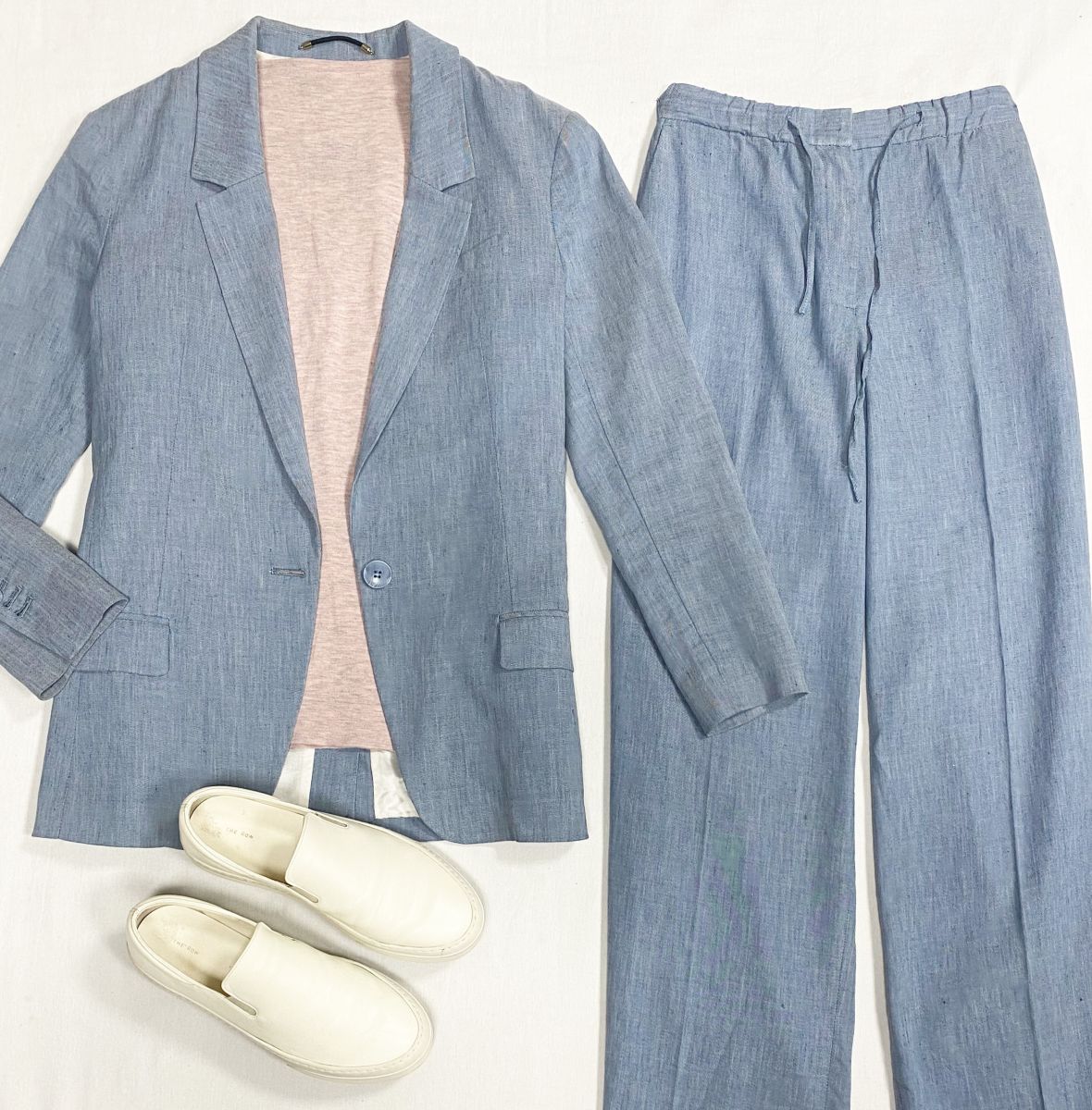 Костюм Malene Birger размер 36 цена 10 959 руб
Кофта Fabiana Filippi размер 46 цена 7 828 руб
Лоферы The Row размер 39 цена 39 138 руб