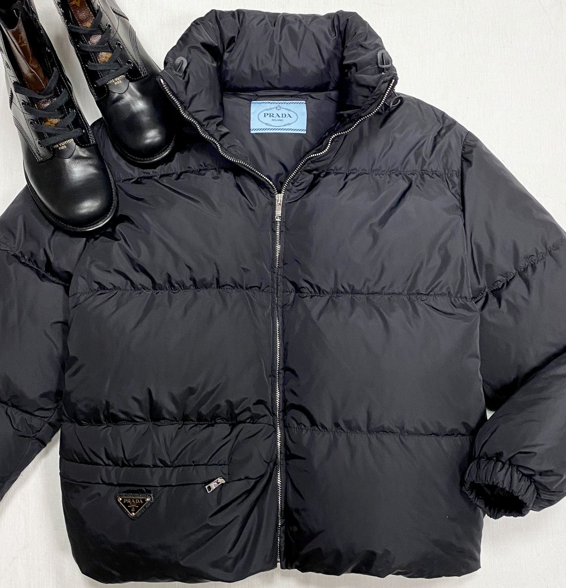 Пуховик Prada размер 40 цена 133 068 руб