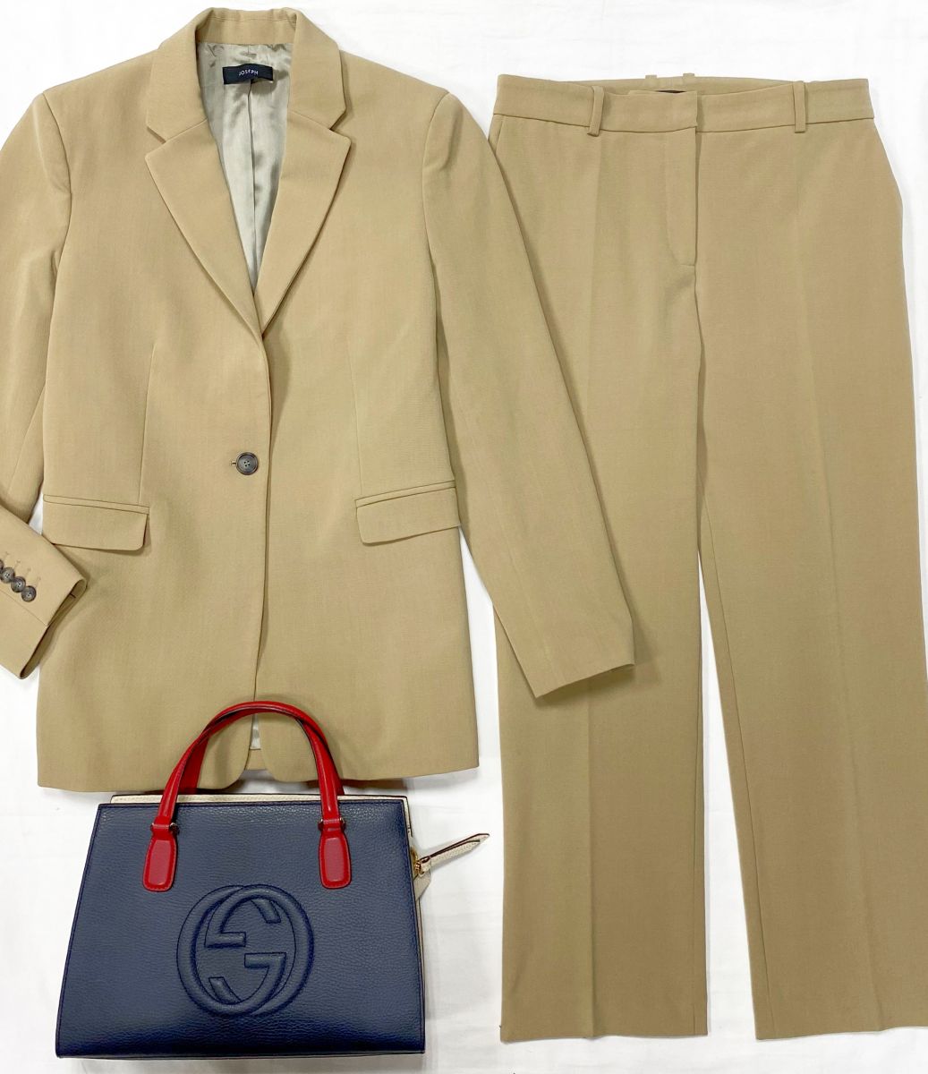 Костюм Joseph размер 40 цена 23 483 руб 
Сумка Gucci
