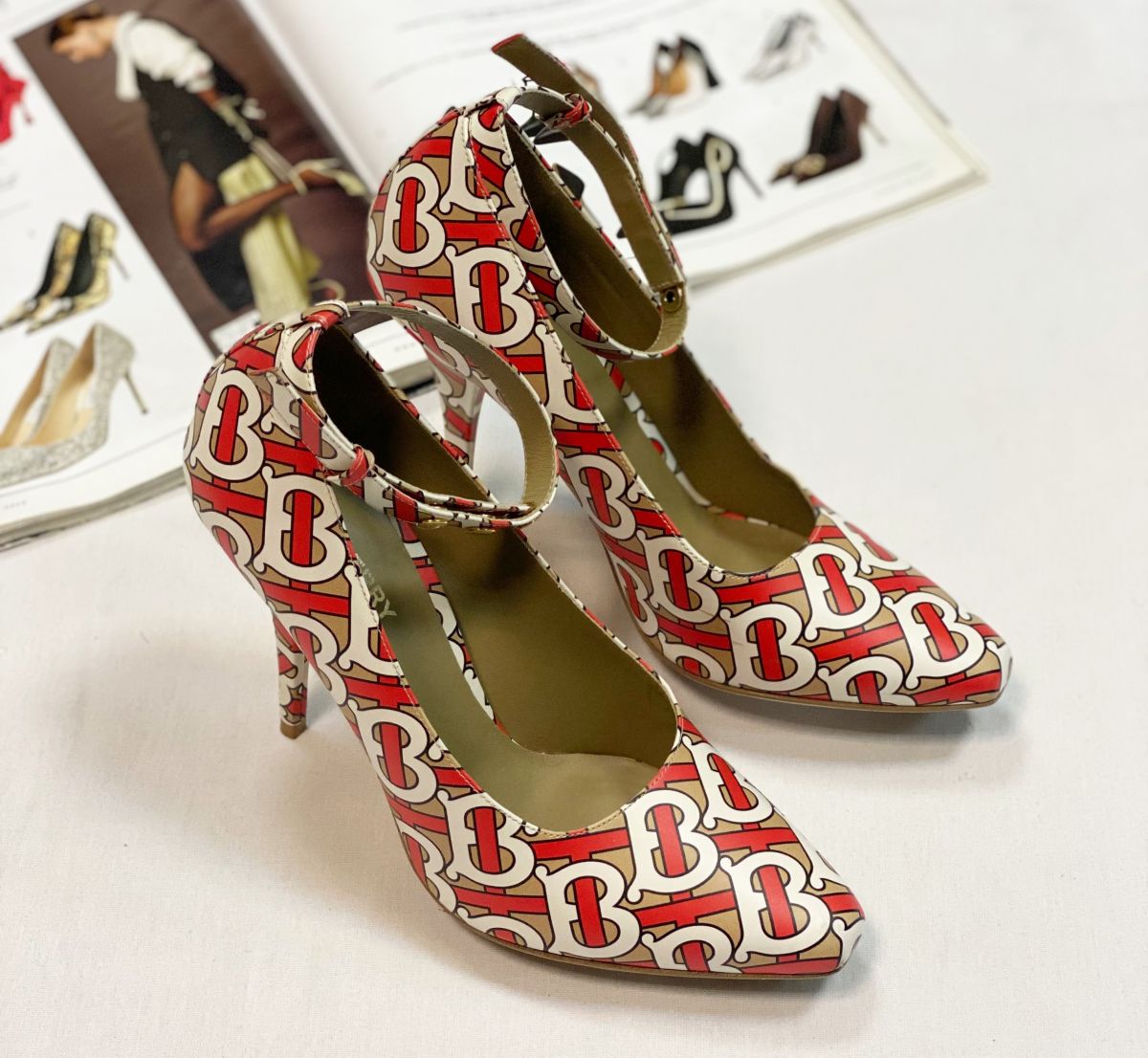 Туфли Burberry размер 38.5 цена 23 078 руб 