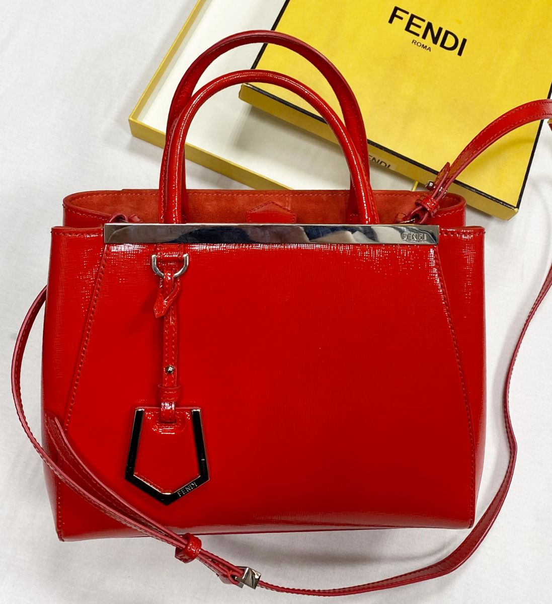 Сумка Fendi размер 25/20 цена 46 965 руб