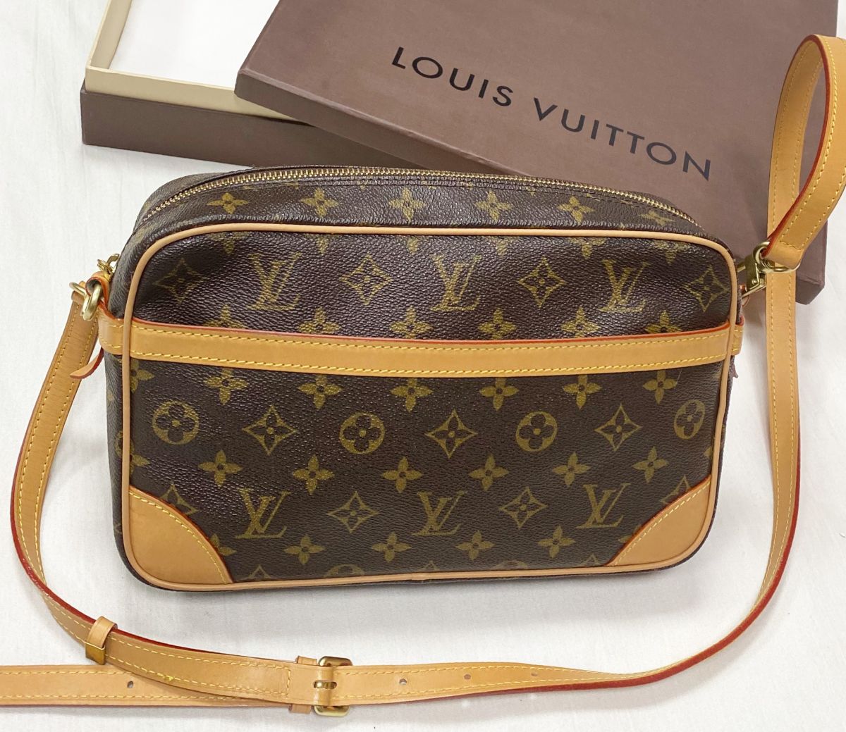 Сумка Louis Vuitton размер 25/15 цена 62 620 руб 