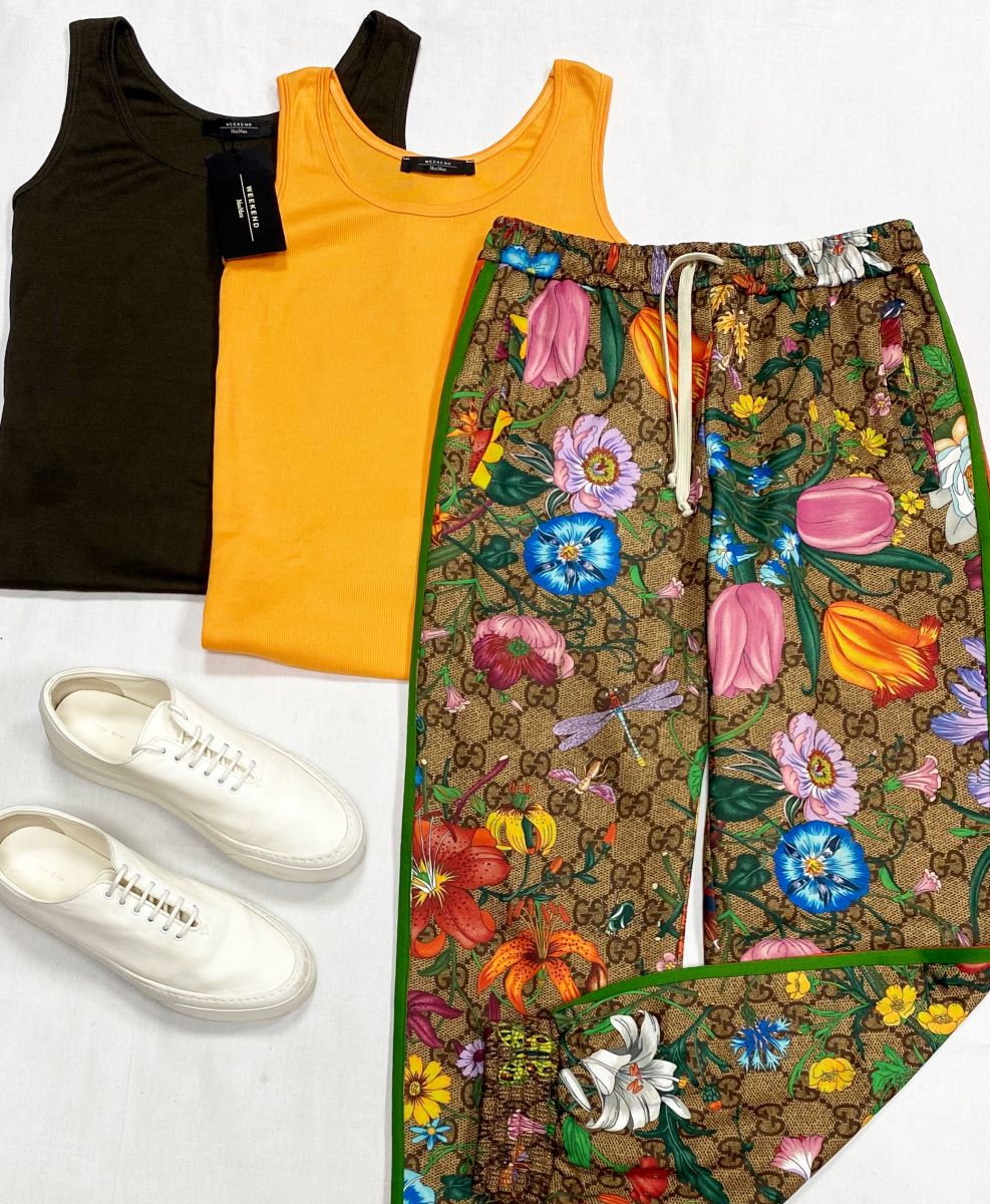 Брюки Gucci размер S цена 23 483 руб
Топы Weekend/Max Mara размер M цена по 4 697 руб
Кеды The Row размер 39 цена 31 310 руб