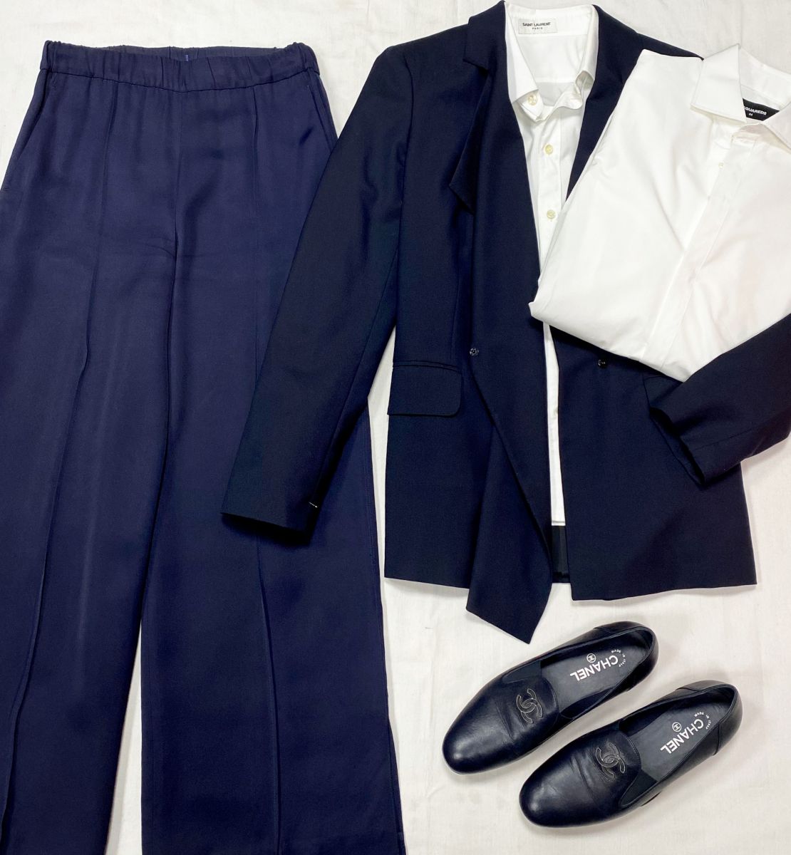 Жакет Max Mara размер 46 цена 15 655 руб 
Рубашка Saint Laurent размер 40 цена 10 959 руб 
Рубашка Dsquared размер 44 цена 7 828 руб 
Брюки Jil Sander размер 32 цена 10 959 руб 
Лоферы Chanel размер 39.5 цена 62 620 руб