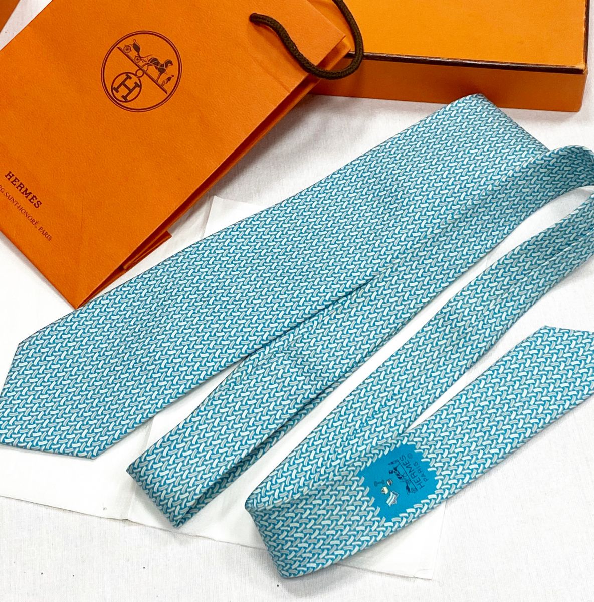 #mechtamen Галстук Hermes цена 4 697 руб

