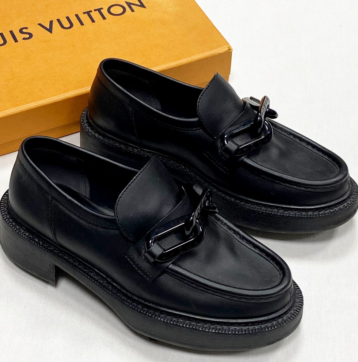 Лоферы Louis Vuitton размер 37.5 цена 23 483 руб
