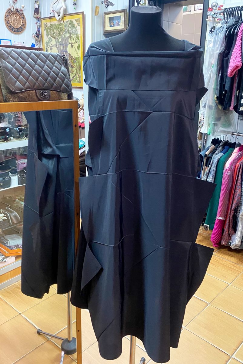 Платье Issey Miyake размер 3 цена 23 483 руб