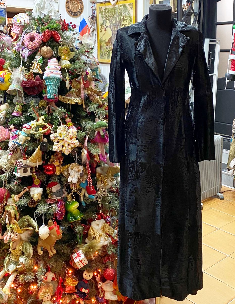 Пальто / мех свакара / Annabella размер 40 цена 156 550 руб