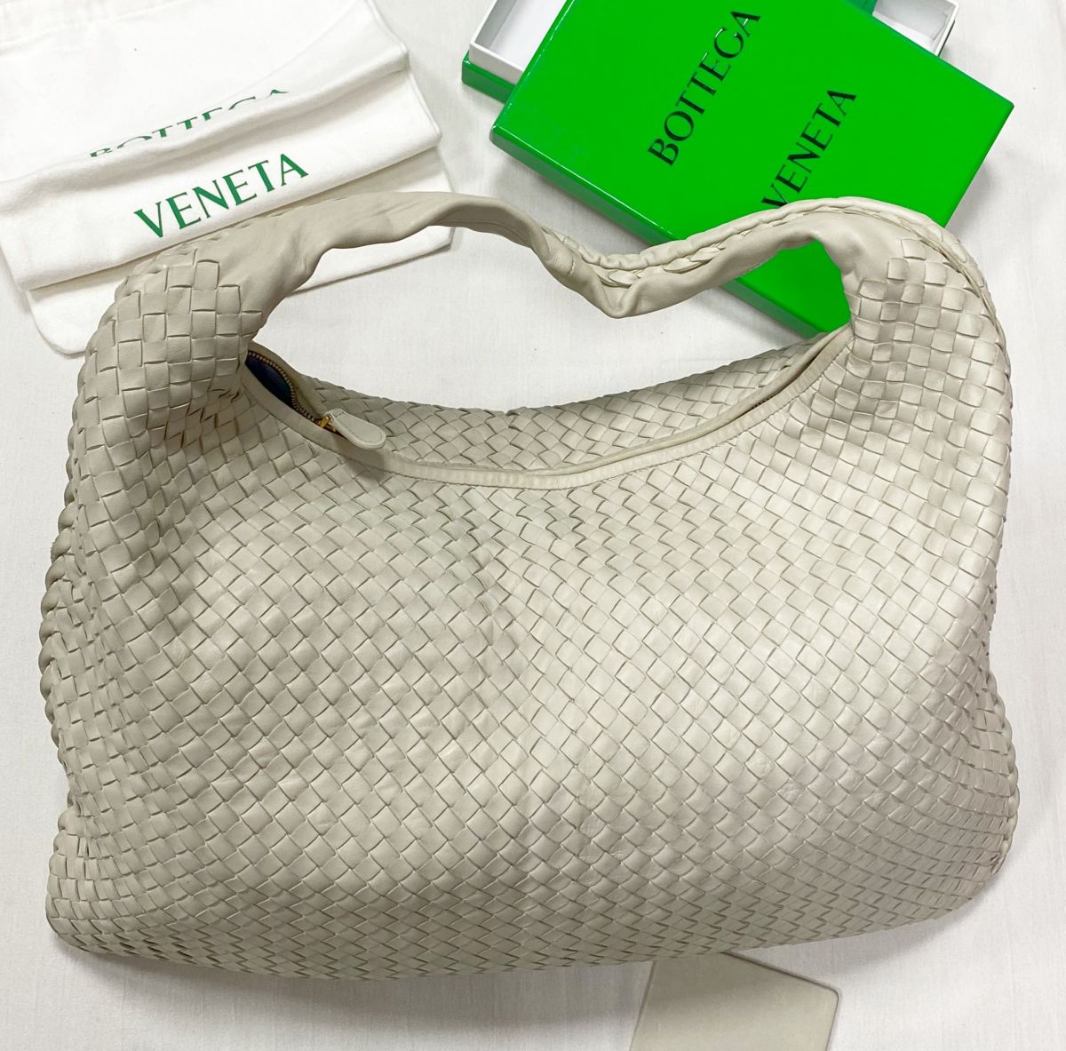 Сумка Bottega Veneta размер 50/35 цена 78 275 руб