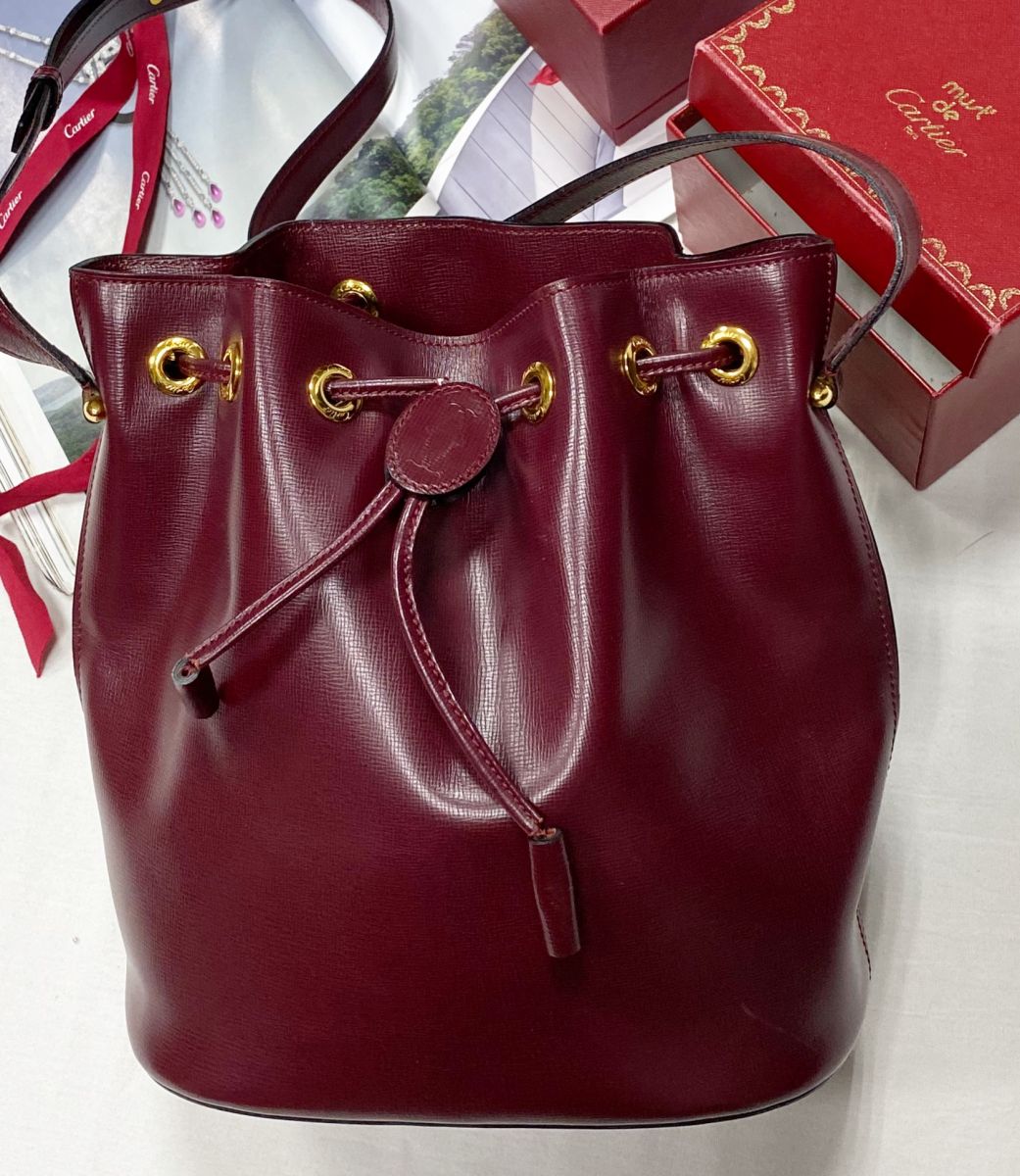 Сумка Cartier размер 23/25 цена 54 793 руб