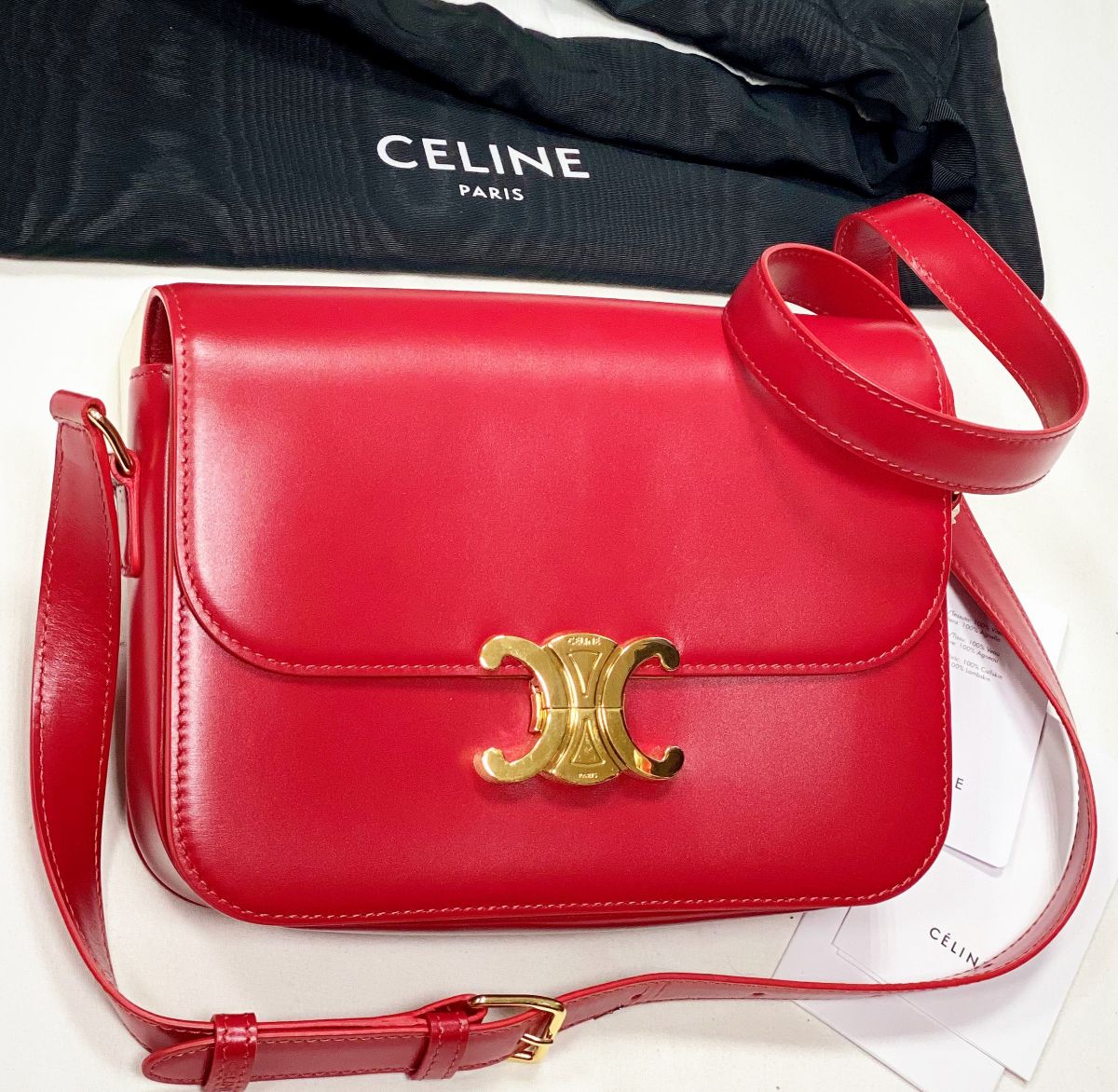 Сумка Celine размер 22/16 цена 195 688 руб / документы / 