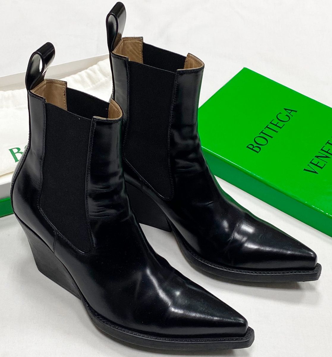 Ботинки Bottega Veneta размер 36.5 цена 31 310 руб
