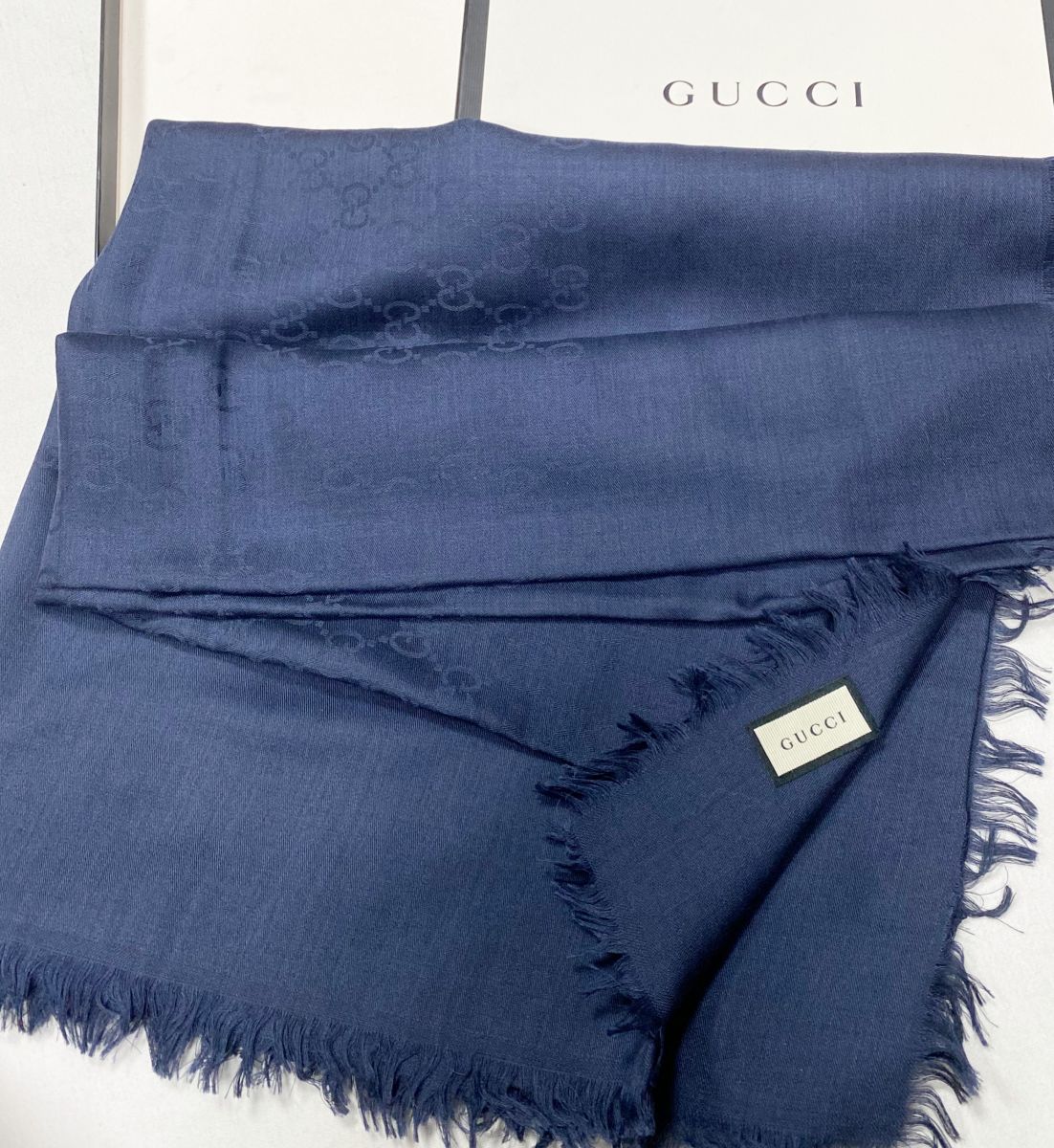 Платок Gucci размер 130/130 цена 18 786 руб