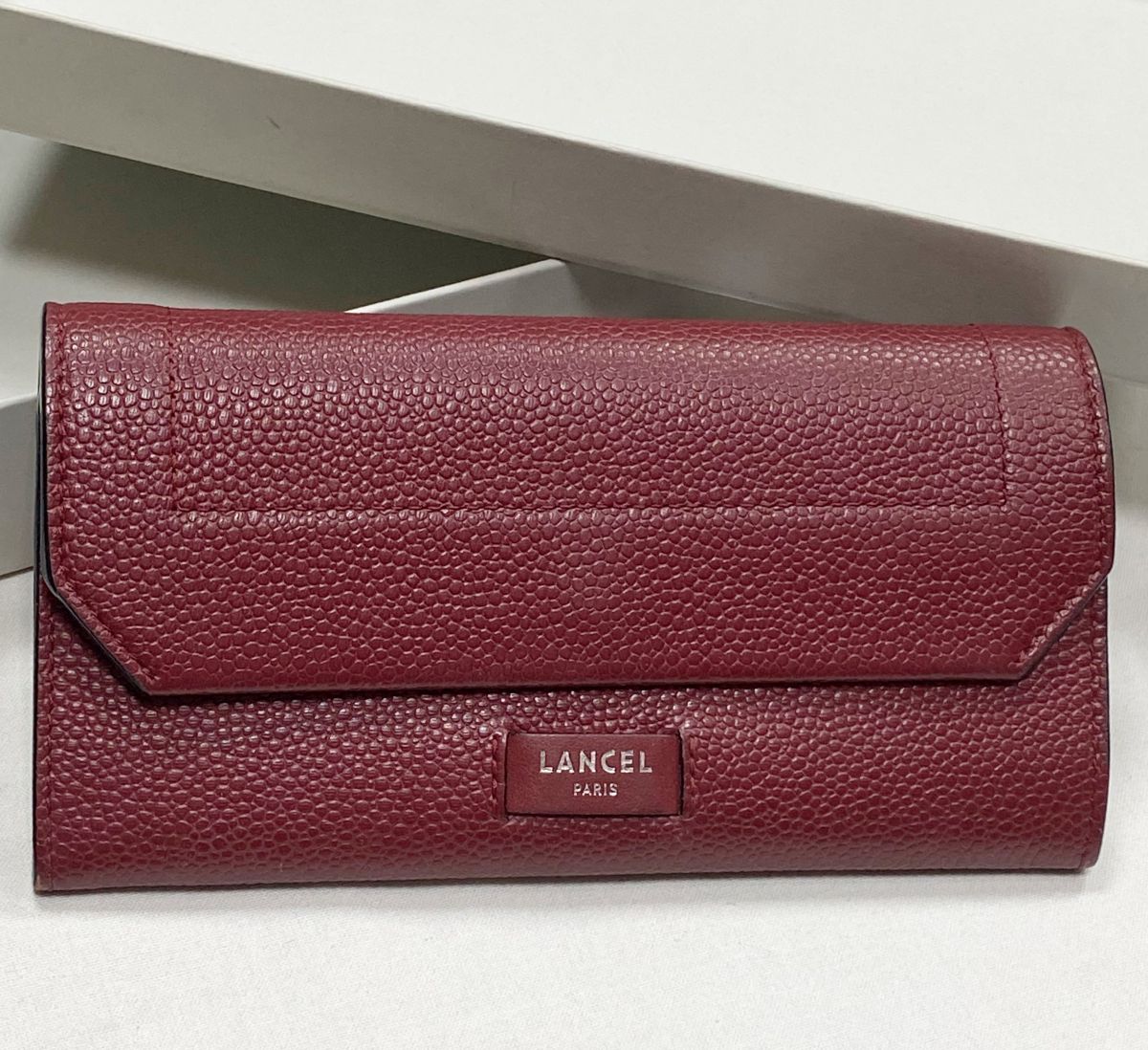 Кошелек Lancel цена 4 697 руб