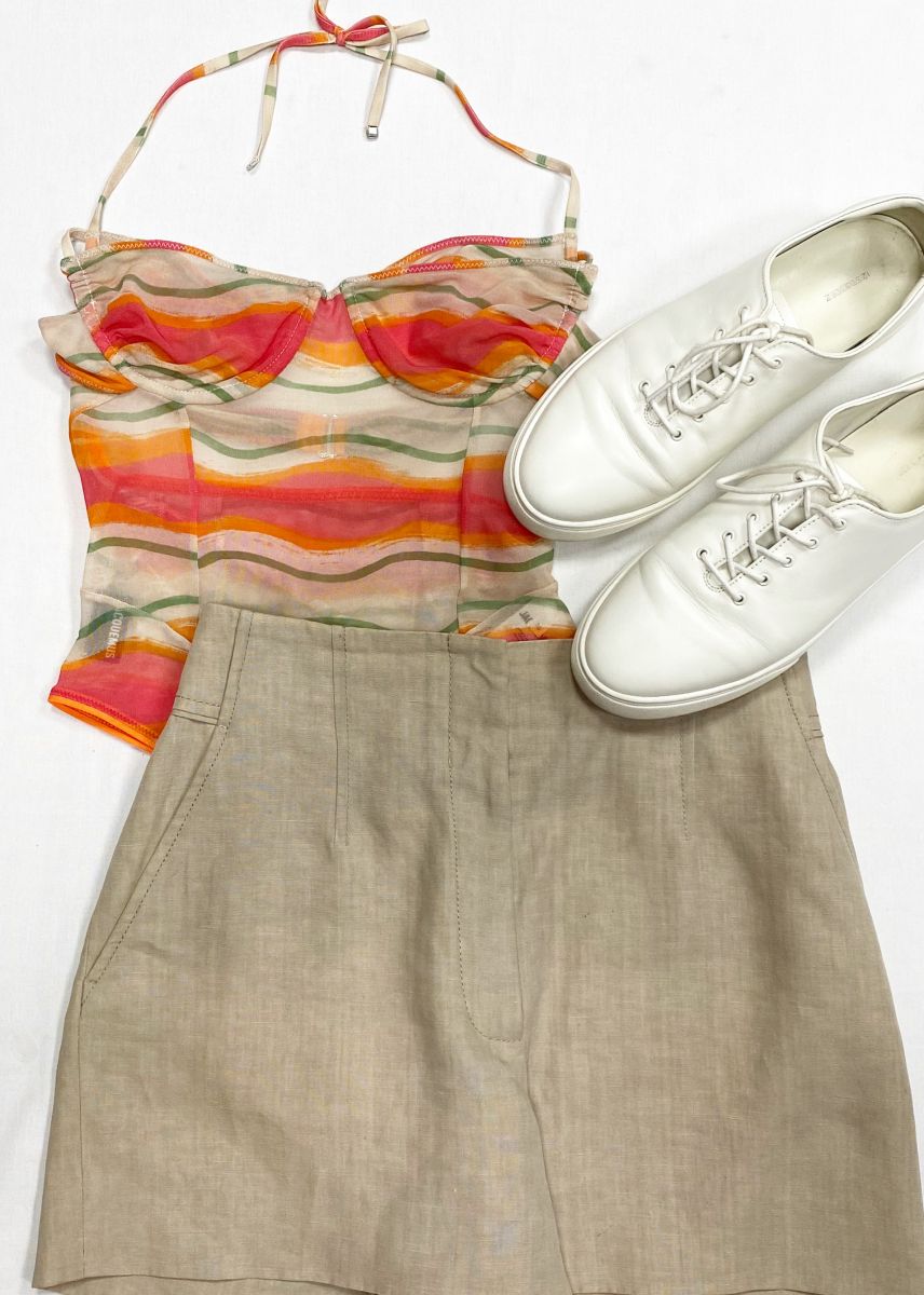 Боди Jacquemus размер 36 цена 7 828 руб
Шорты Celine размер 38 цена 4 697 руб
Кеды 12 Storeez размер 39 цена 7 828 руб