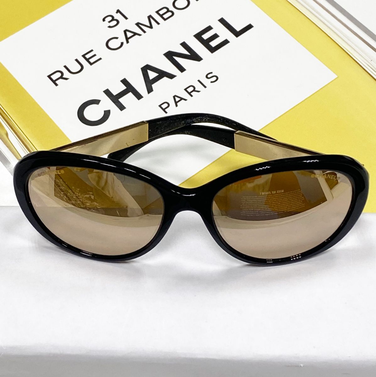 Очки Chanel цена 15 655 руб
