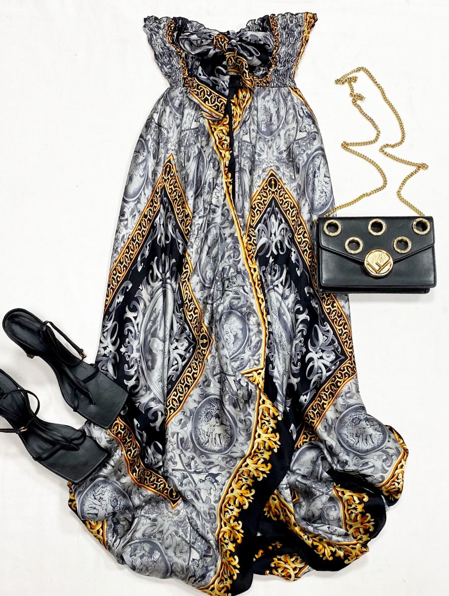 Платье размер 42 цена 10 959 руб
Босоножки Bottega Veneta размер 39 цена 10 959 руб
Сумка Fendi 